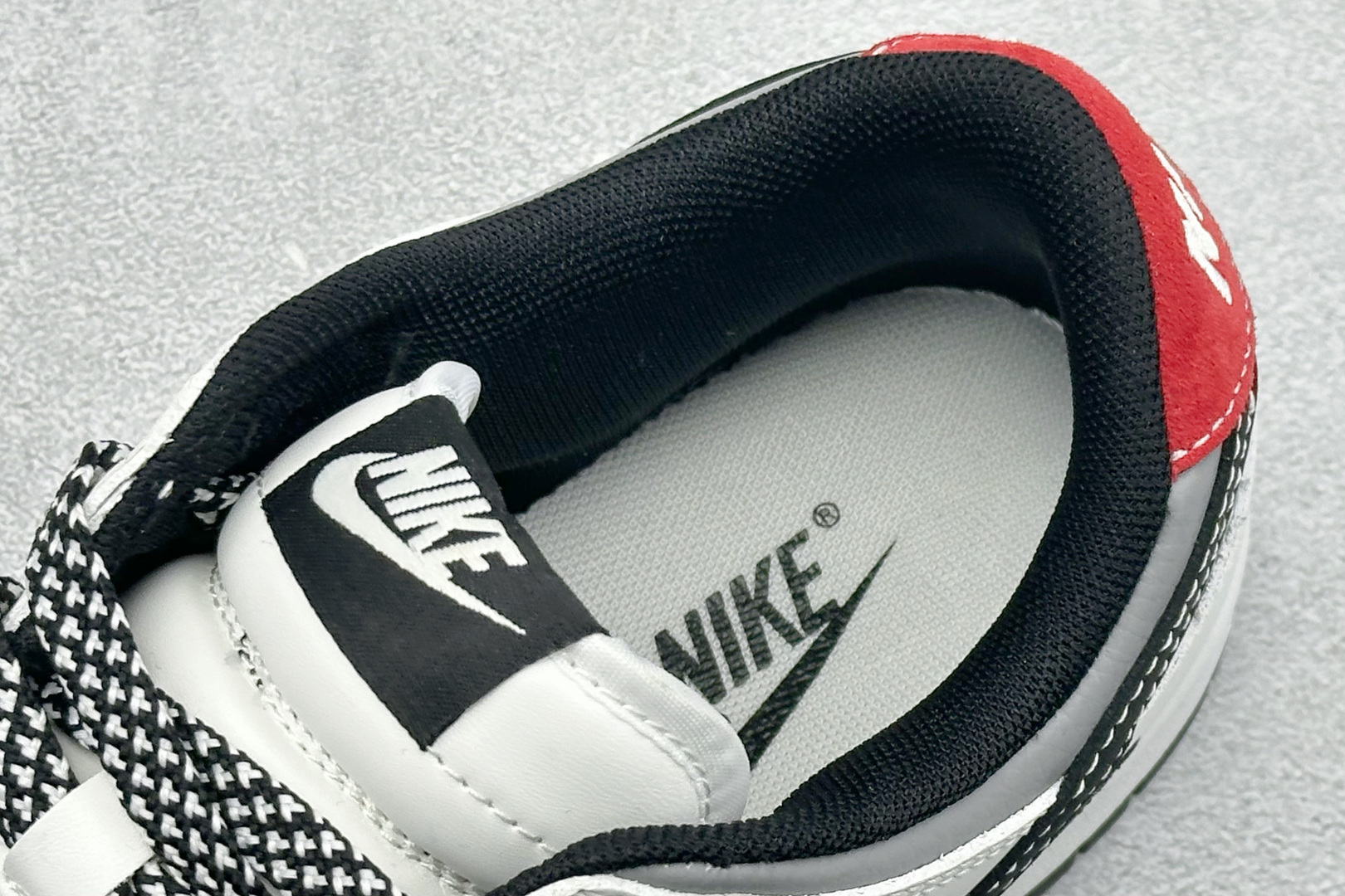 Nike Dunk Low 鬼脸涂鸦定制款 鞋身侧部大 Swoosh 采用黑色皮革呈现 XD6188-133-Top High Quatity Cheap Sneakers Fashion Clothing Clothes Bags handbags Shoes of all Brand wholesale With The best Quality And Beautiful Price from China Factory Chinese suppliers wholesaler seller Nike Dunk Low 鬼脸涂鸦定制款 鞋身侧部大 Swoosh 采用黑色皮革呈现 XD6188-133