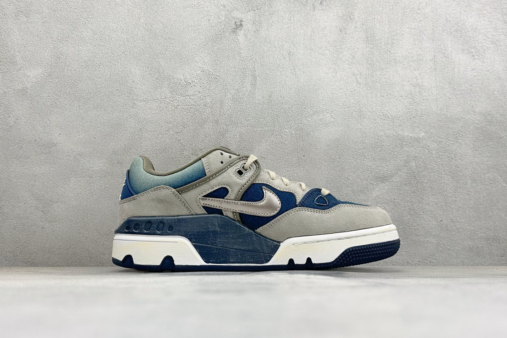 Nike x Levi's x NiAir Force 3 Low 这款三方联名鞋 IB1808-001