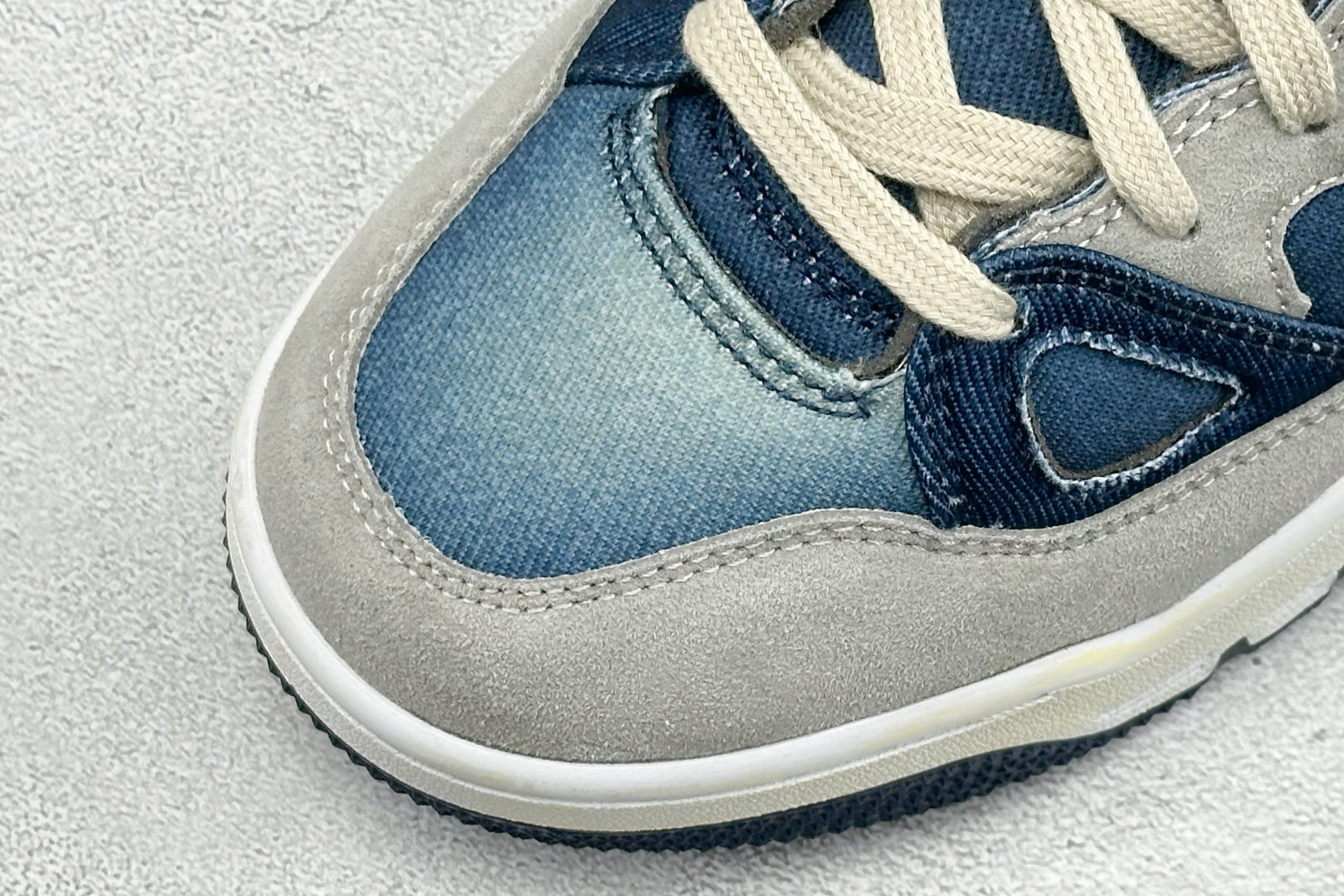 Nike x Levi's x NiAir Force 3 Low 这款三方联名鞋 IB1808-001