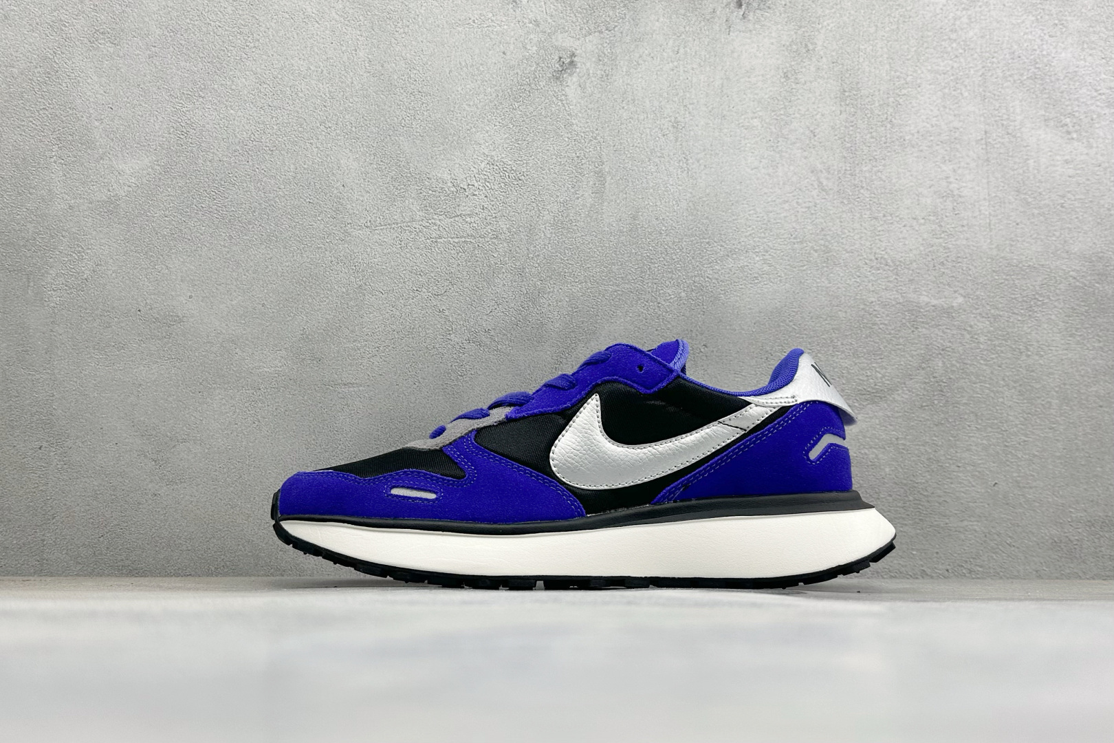Nike Waffle Phoenix Waffl SACAI 复古运动休闲跑步鞋 FD2196-001-Top High Quatity Cheap Sneakers Fashion Clothing Clothes Bags handbags Shoes of all Brand wholesale With The best Quality And Beautiful Price from China Factory Chinese suppliers wholesaler seller Nike Waffle Phoenix Waffl SACAI 复古运动休闲跑步鞋 FD2196-001