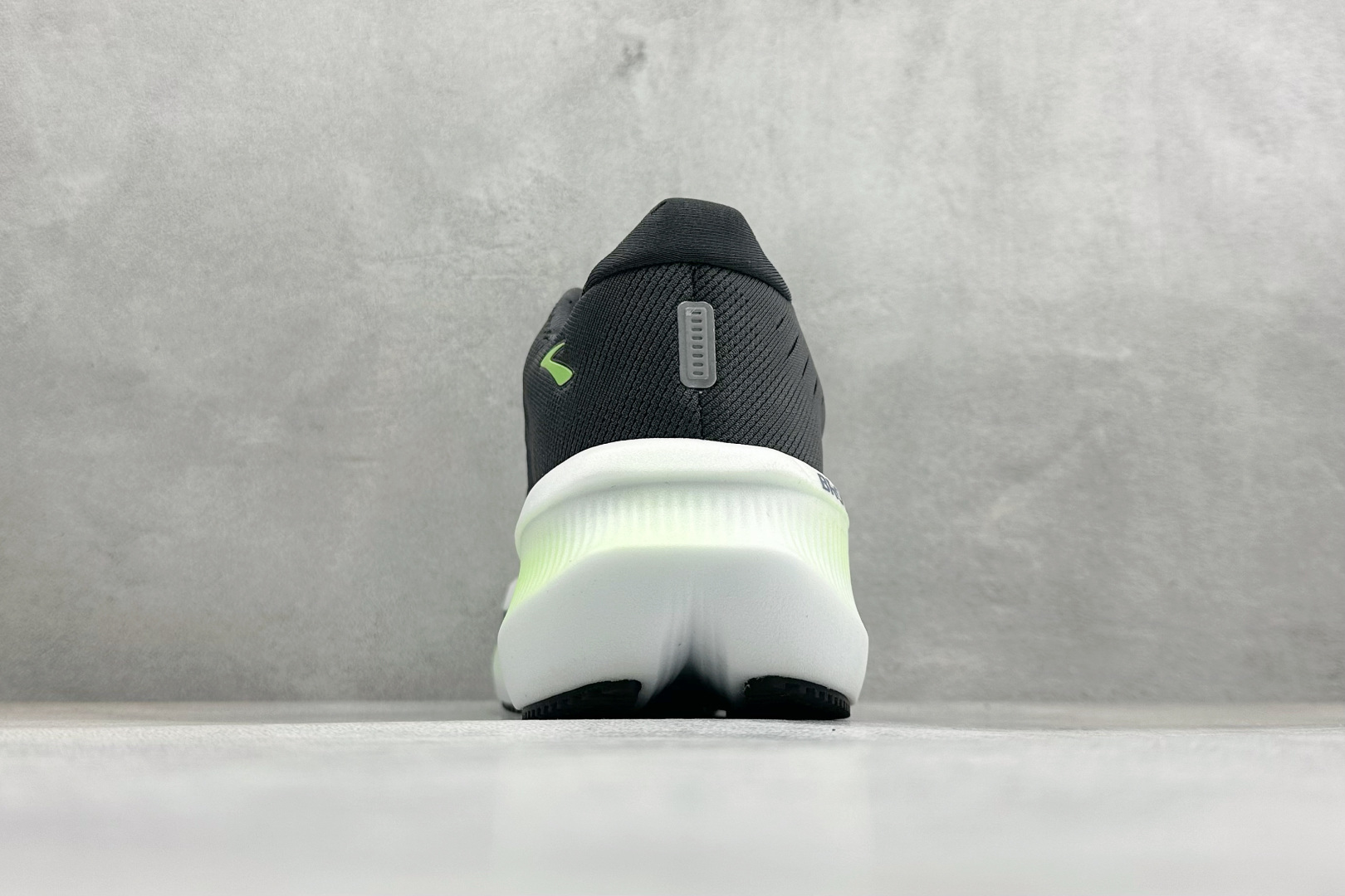 190 Z版Brooks布鲁克斯 Glycerin Max 2 舒适简约防滑耐磨低帮跑步鞋 1104791-D091