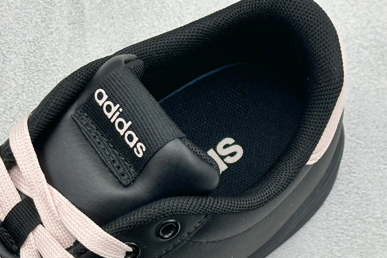 150 Adidas Barreda Daily 4.0 阿迪舒适减震低帮休闲板鞋 KH8004-12