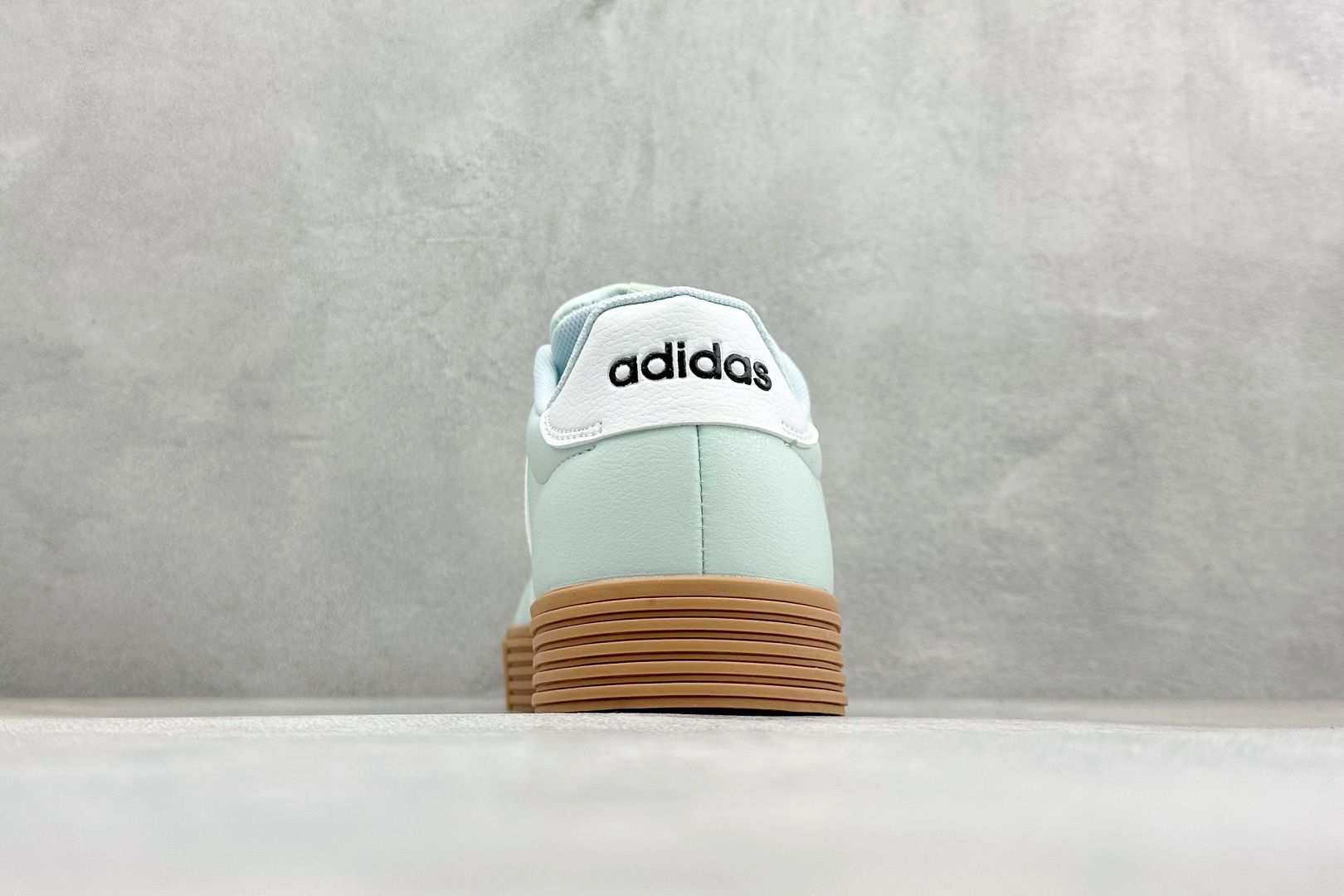 150 Adidas Barreda Daily 4.0 阿迪舒适减震低帮休闲板鞋 KH5747-14
