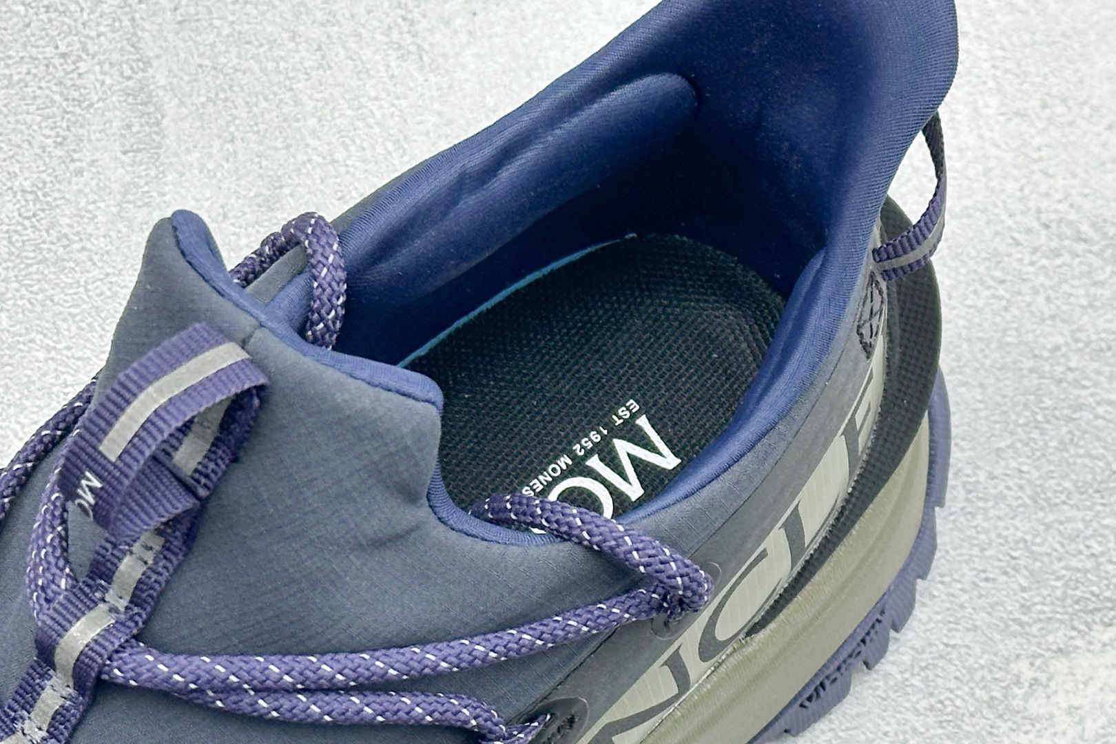 290 Moncler 蒙口 Trailgrip AMOEBA厚底系带耐磨低帮运动休闲鞋