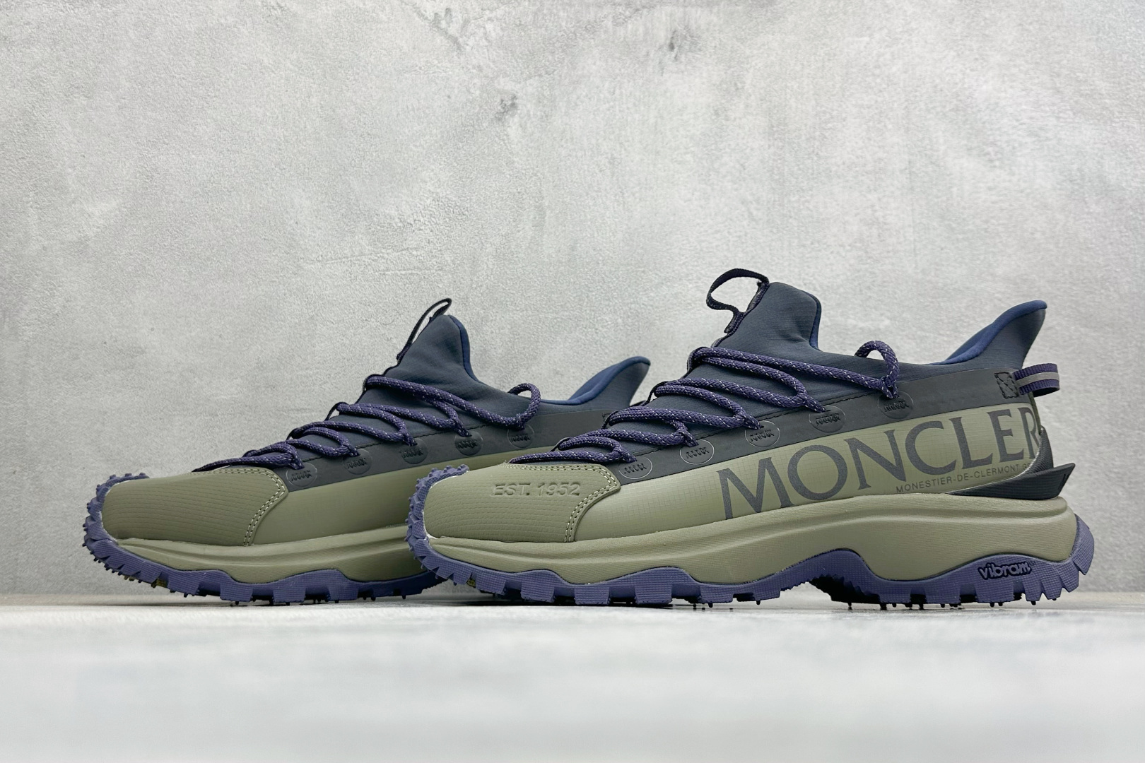 290 Moncler 蒙口 Trailgrip AMOEBA厚底系带耐磨低帮运动休闲鞋