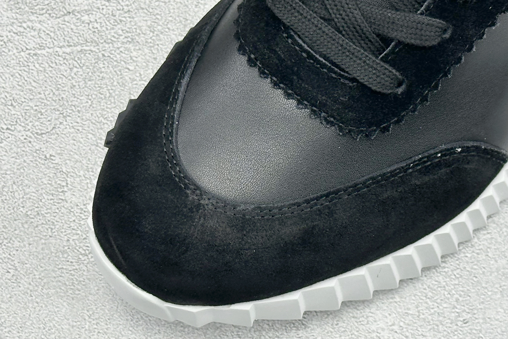 380 Hermes 爱马仕 Bouncing 老钱风 皮面款 低帮休闲鞋