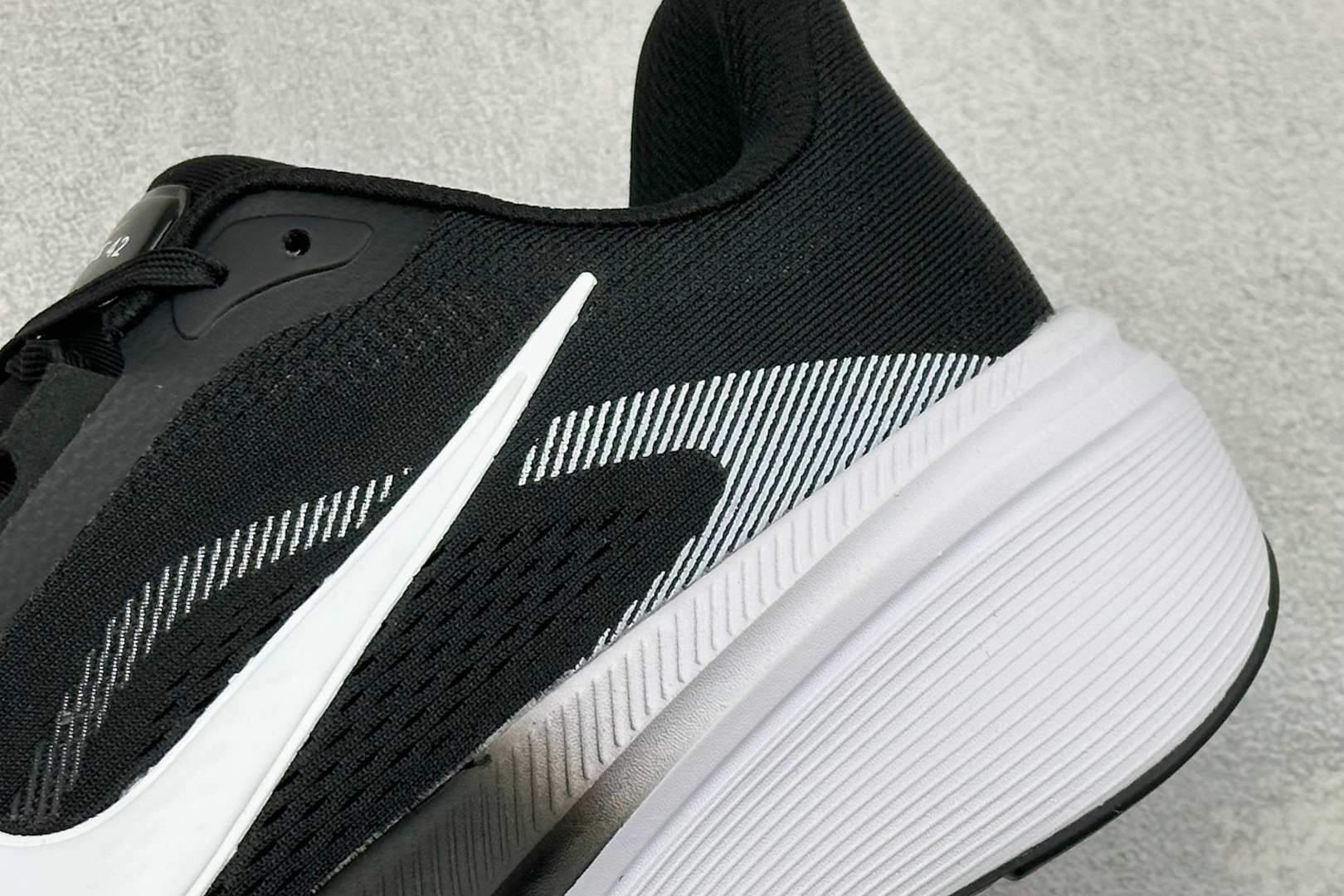 NK AIR ZOOM PEGASUS 42 登月休闲运动跑鞋 IB1873-101-Top High Quatity Cheap Sneakers Fashion Clothing Clothes Bags handbags Shoes of all Brand wholesale With The best Quality And Beautiful Price from China Factory Chinese suppliers wholesaler seller NK AIR ZOOM PEGASUS 42 登月休闲运动跑鞋 IB1873-101