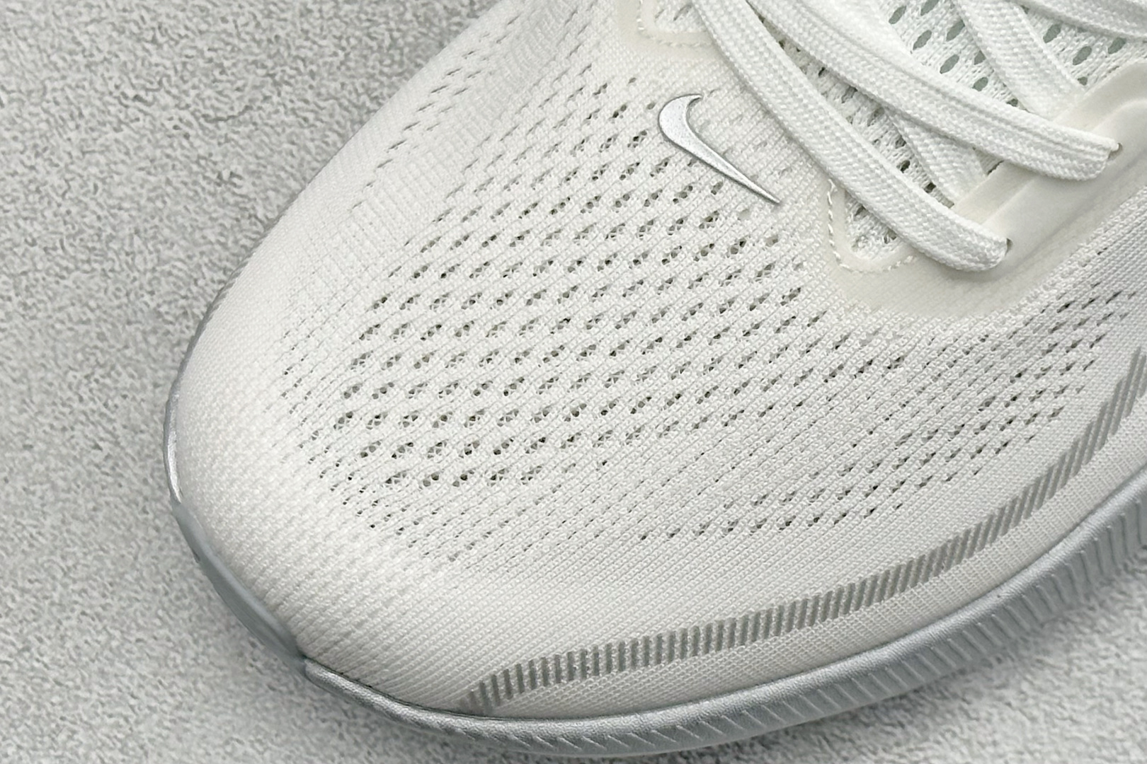 NK AIR ZOOM PEGASUS 42 登月休闲运动跑鞋 IB1873-100