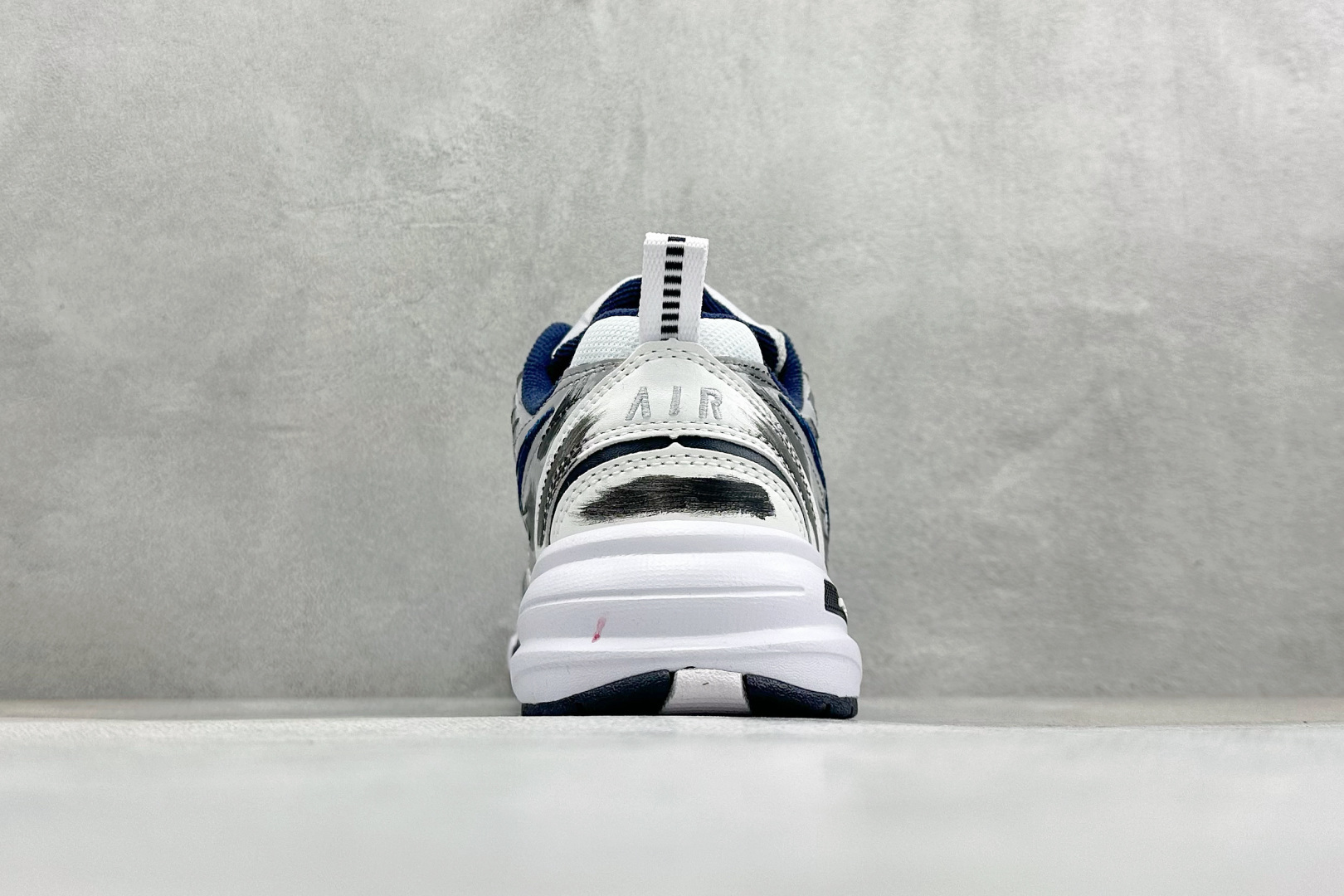 NK Air Monarch IV M2K 涂鸦复古潮流运动舒适老爹鞋 415445-102-Top High Quatity Cheap Sneakers Fashion Clothing Clothes Bags handbags Shoes of all Brand wholesale With The best Quality And Beautiful Price from China Factory Chinese suppliers wholesaler seller NK Air Monarch IV M2K 涂鸦复古潮流运动舒适老爹鞋 415445-102