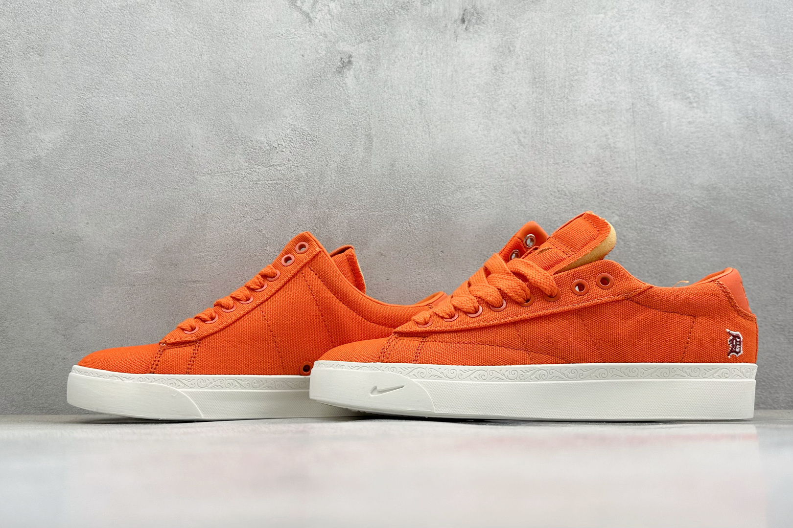 BF版Devin Booker x Nike Blazer Low Detroit Tigers 布克联名 HQ2054-801-莆田鞋,莆田鞋货源,高仿鞋,高仿鞋货源,安福档口,莆田高仿鞋,莆田鞋批发,高仿鞋批发,莆田高仿运动鞋,高仿运动鞋,莆田运动鞋 BF版Devin Booker x Nike Blazer Low Detroit Tigers 布克联名 HQ2054-801