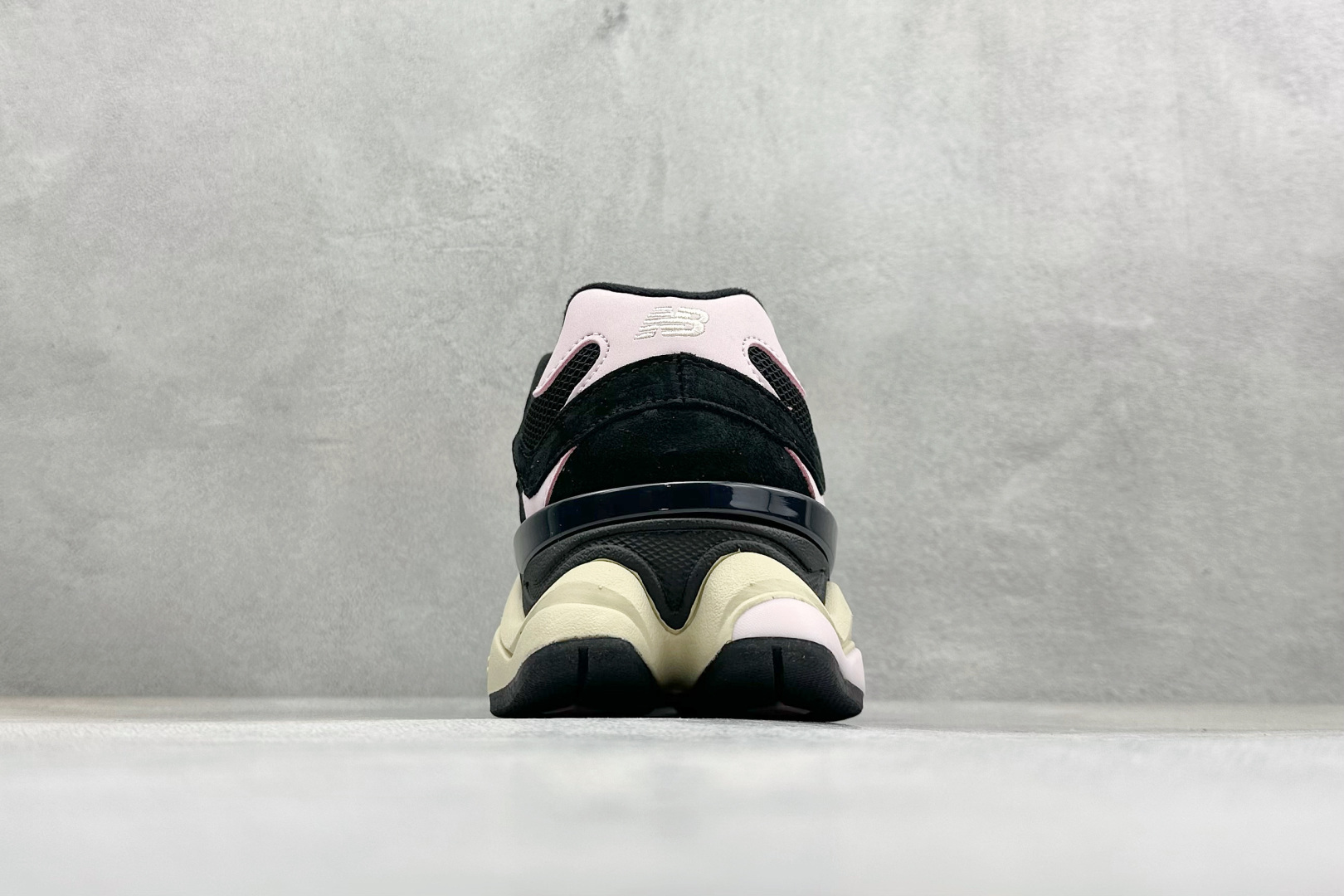 210 New Balance NB9060系列 复古休闲运动慢跑鞋 U9060JBR