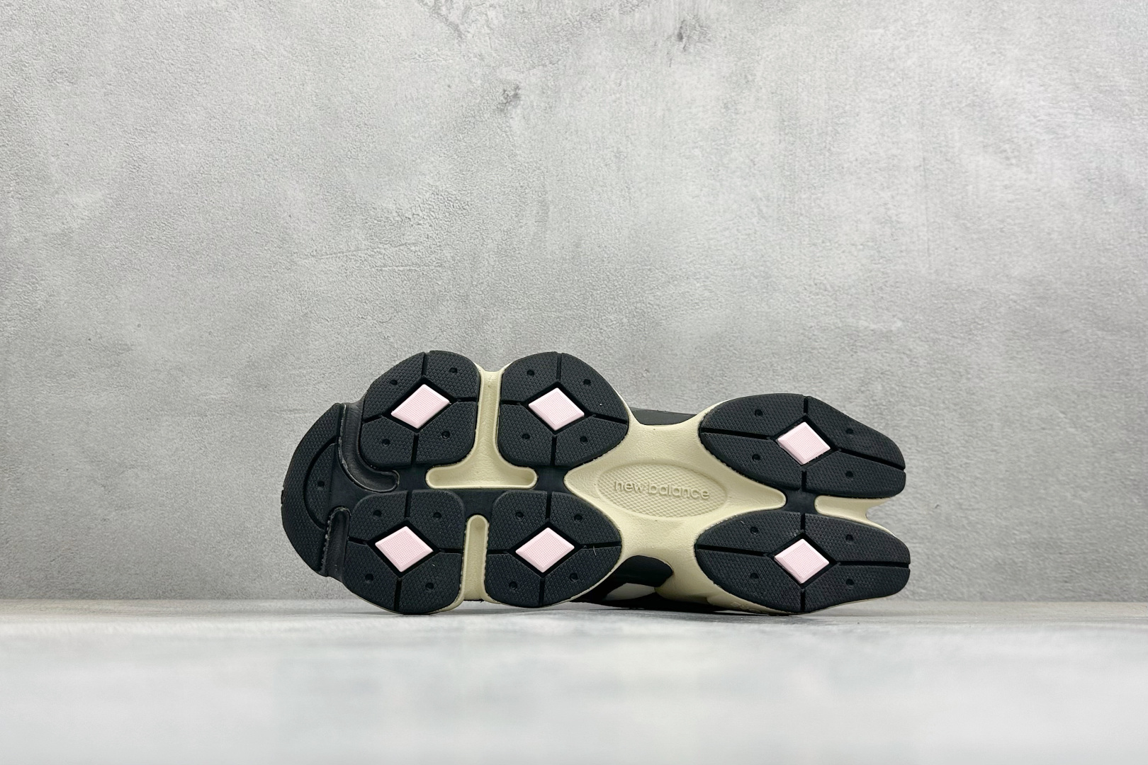 210 New Balance NB9060系列 复古休闲运动慢跑鞋 U9060JBR