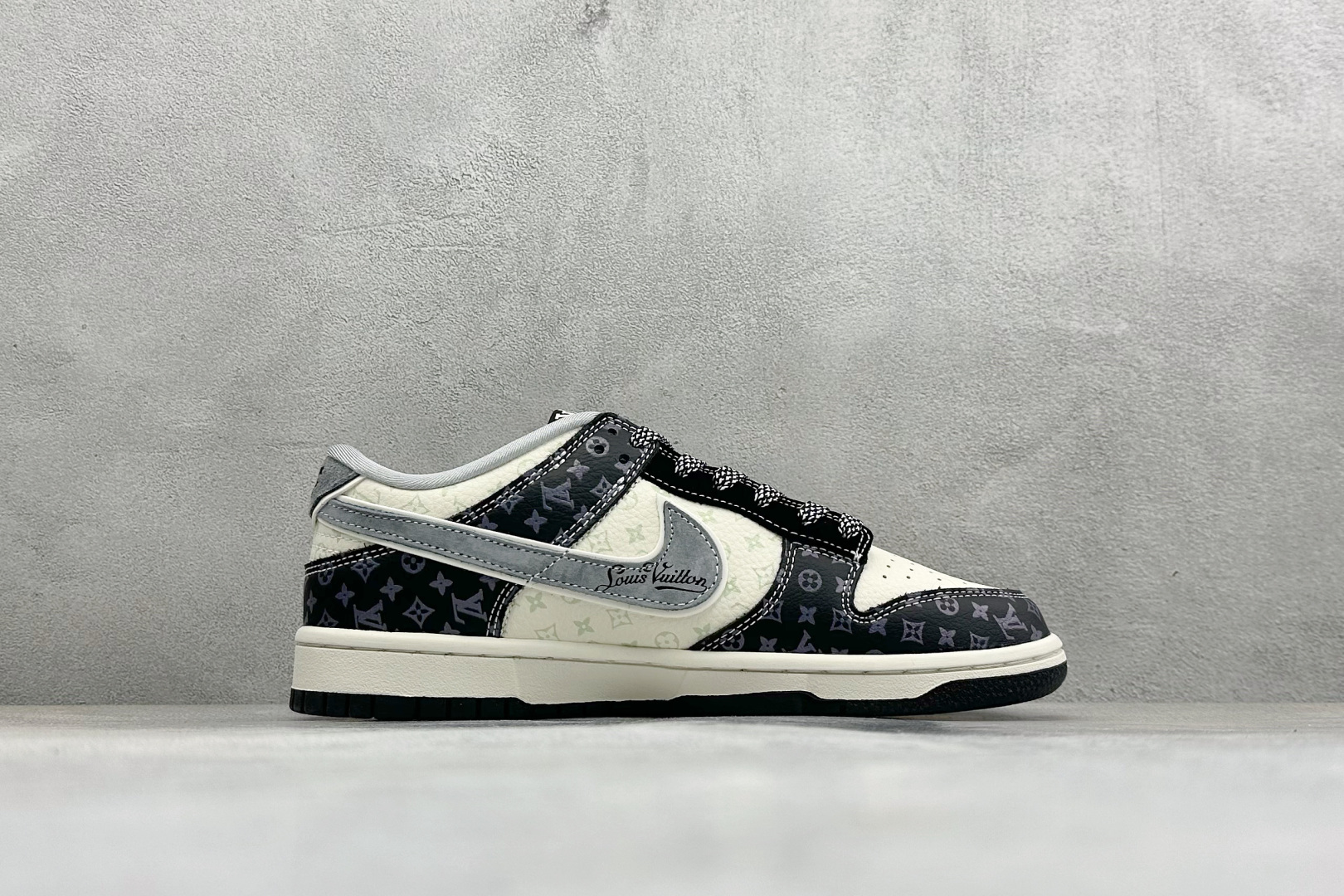 潮奢联名 炸场登场SB DUNK LOW LV老花元素碰撞经典Dunk版型 DN3168-035-Top High Quatity Cheap Sneakers Fashion Clothing Clothes Bags handbags Shoes of all Brand wholesale With The best Quality And Beautiful Price from China Factory Chinese suppliers wholesaler seller 潮奢联名 炸场登场SB DUNK LOW LV老花元素碰撞经典Dunk版型 DN3168-035