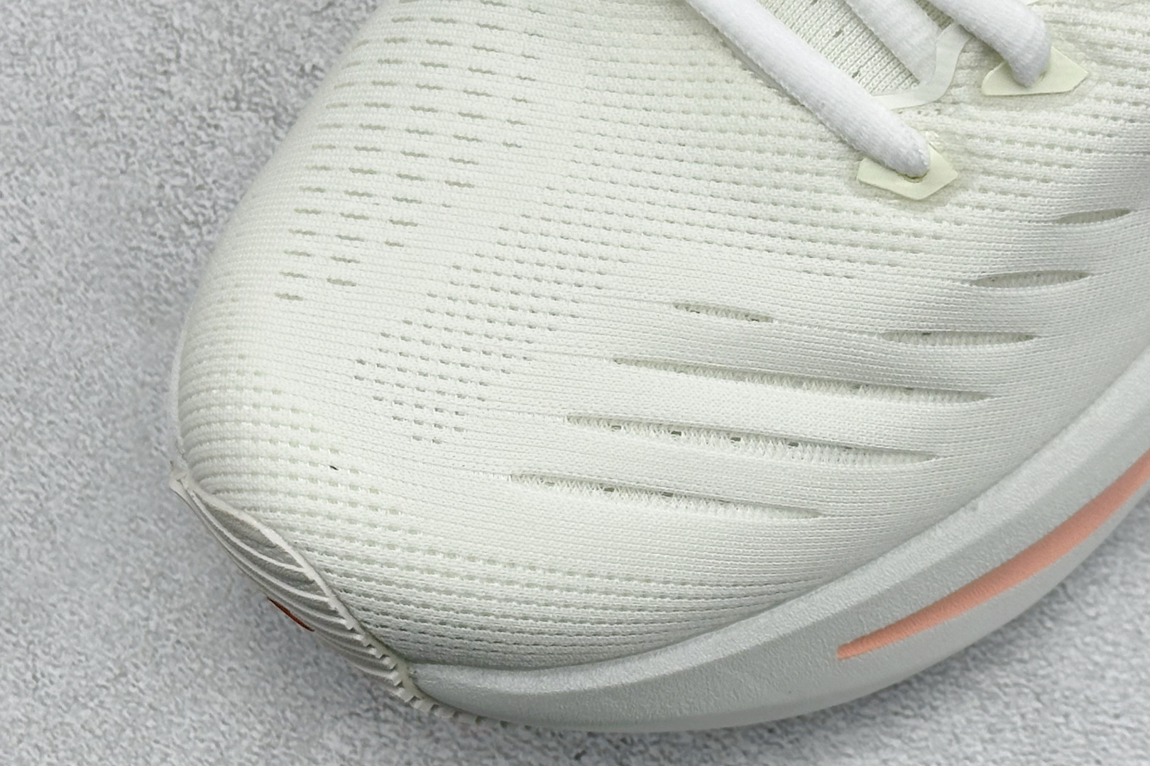 190 Z版Brooks布鲁克斯 Glycerin Max 2 舒适简约防滑耐磨低帮跑步鞋 120468-1B-197-Chinese UA Cheap High Quatity Brand Clothes Bags handbags Sneakers wholesale wholesaler seller from China Factory suppliers Fashion Clothing Shoes best Quality Beautiful Price 190 Z版Brooks布鲁克斯 Glycerin Max 2 舒适简约防滑耐磨低帮跑步鞋 120468-1B-197