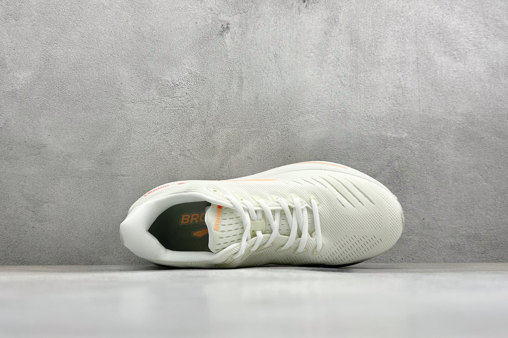 190 Z版Brooks布鲁克斯 Glycerin Max 2 舒适简约防滑耐磨低帮跑步鞋 120468-1B-197-Chinese UA Cheap High Quatity Brand Clothes Bags handbags Sneakers wholesale wholesaler seller from China Factory suppliers Fashion Clothing Shoes best Quality Beautiful Price 190 Z版Brooks布鲁克斯 Glycerin Max 2 舒适简约防滑耐磨低帮跑步鞋 120468-1B-197