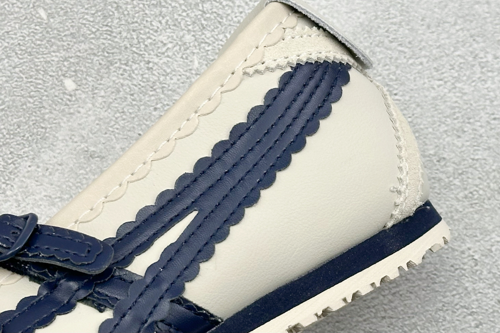 130 GS版Onitsuka Tiger Mexico 66 TGRS 鬼冢虎 玛丽珍芭蕾鞋 1182A678-200-Chinese UA Cheap High Quatity Brand Clothes Bags handbags Sneakers wholesale wholesaler seller from China Factory suppliers Fashion Clothing Shoes best Quality Beautiful Price 130 GS版Onitsuka Tiger Mexico 66 TGRS 鬼冢虎 玛丽珍芭蕾鞋 1182A678-200