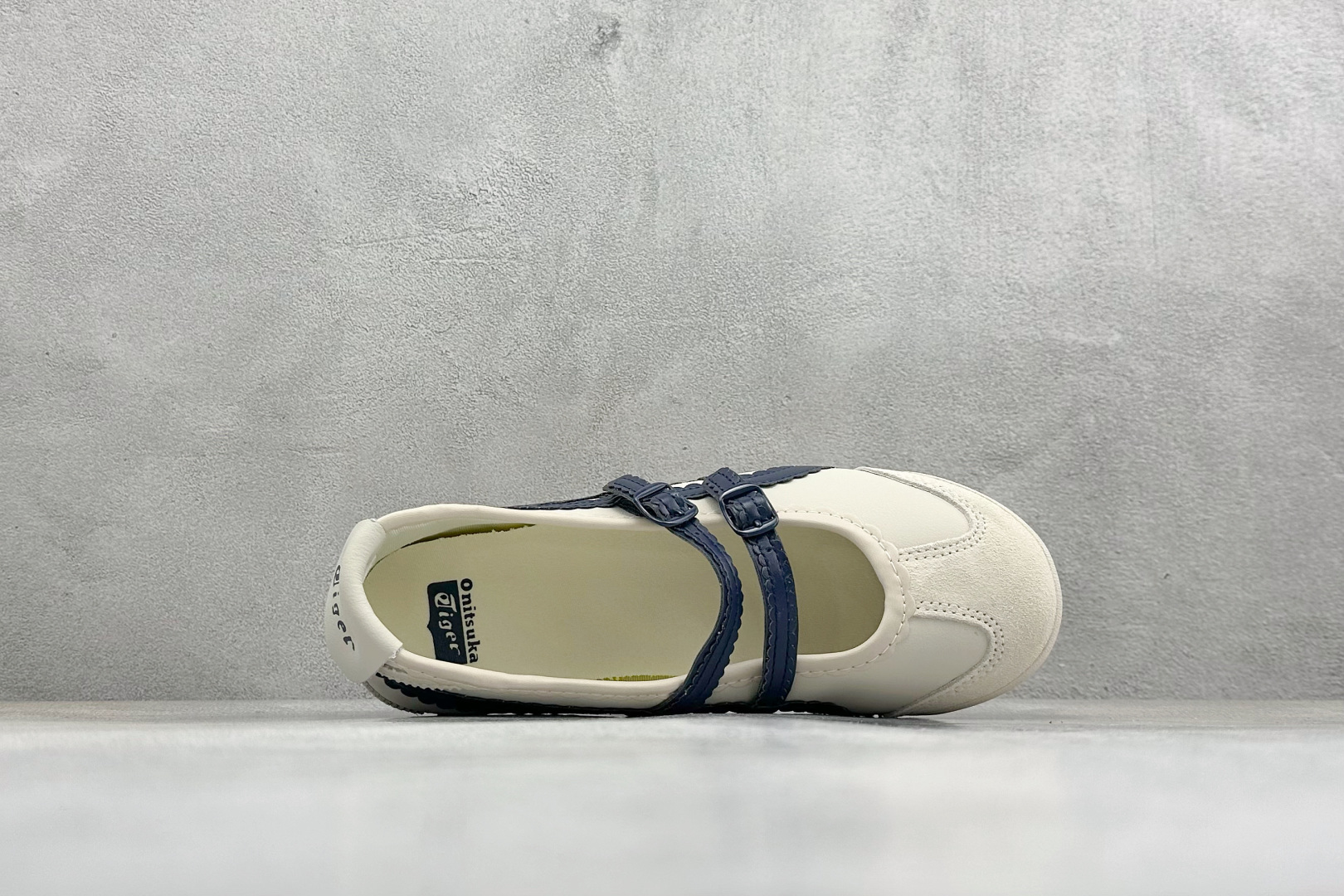 130 GS版Onitsuka Tiger Mexico 66 TGRS 鬼冢虎 玛丽珍芭蕾鞋 1182A678-200-Chinese UA Cheap High Quatity Brand Clothes Bags handbags Sneakers wholesale wholesaler seller from China Factory suppliers Fashion Clothing Shoes best Quality Beautiful Price 130 GS版Onitsuka Tiger Mexico 66 TGRS 鬼冢虎 玛丽珍芭蕾鞋 1182A678-200