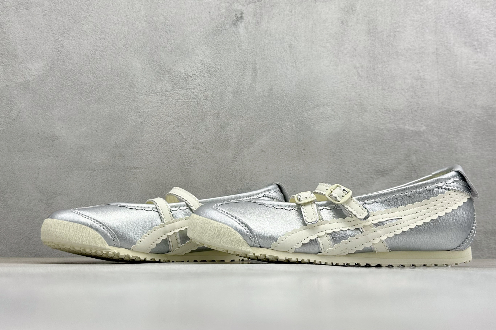 130 GS版Onitsuka Tiger Mexico 66 TGRS 鬼冢虎 玛丽珍芭蕾鞋 1182A660-020
