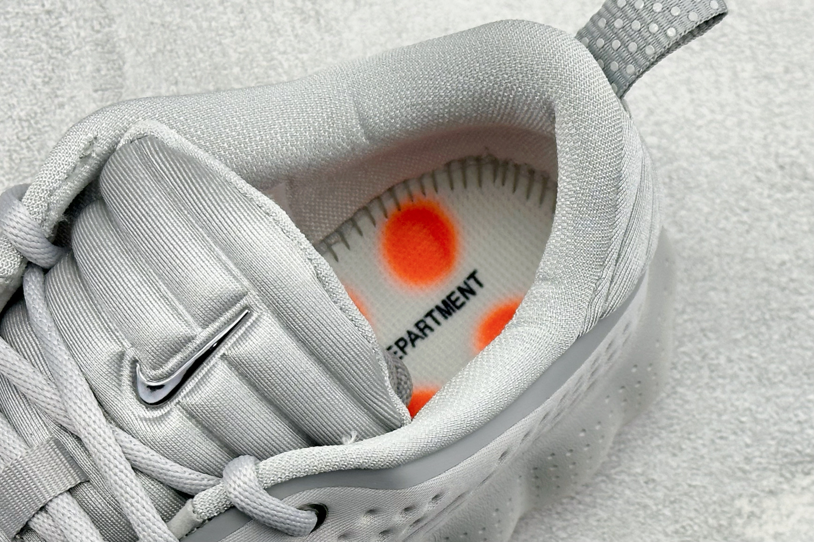 S2纯原 Nike Mind 002 神经科学足底按摩鞋#1:1还原 真半码 鞋面采用穿孔透气织物材质 