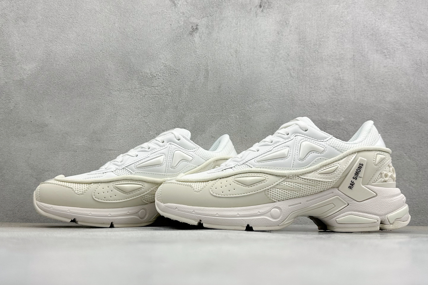 250 Raf Simons Pharaxus 舒适百搭低帮生活休闲鞋 HR83000