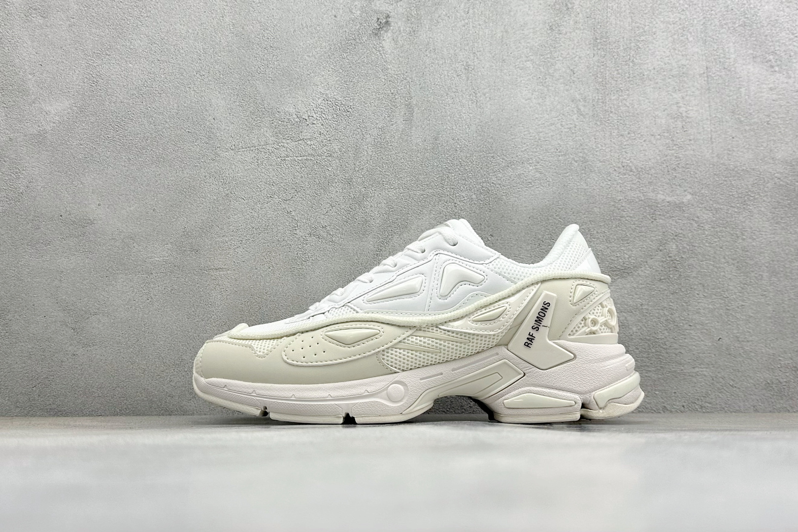 250 Raf Simons Pharaxus 舒适百搭低帮生活休闲鞋 HR83000