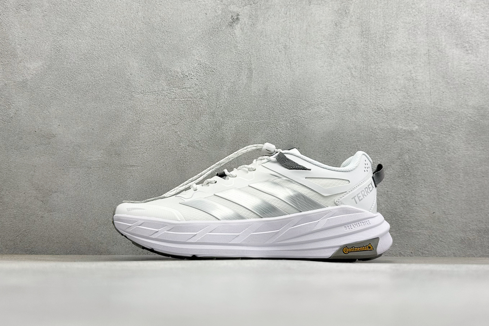 190 Adidas TERREX FREEHIKER LT 硬核的厚底徒步跑鞋 KK1879-Chinese UA Cheap High Quatity Brand Clothes Bags handbags Sneakers wholesale wholesaler seller from China Factory suppliers Fashion Clothing Shoes best Quality Beautiful Price 190 Adidas TERREX FREEHIKER LT 硬核的厚底徒步跑鞋 KK1879