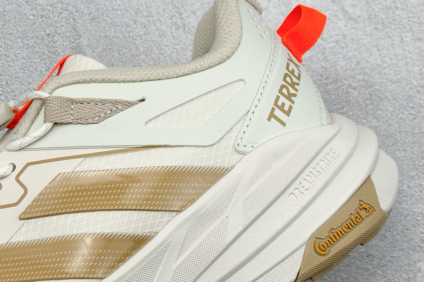 190 Adidas TERREX FREEHIKER LT 硬核的薄底徒步鞋 KK4571-Chinese UA Cheap High Quatity Brand Clothes Bags handbags Sneakers wholesale wholesaler seller from China Factory suppliers Fashion Clothing Shoes best Quality Beautiful Price 190 Adidas TERREX FREEHIKER LT 硬核的薄底徒步鞋 KK4571