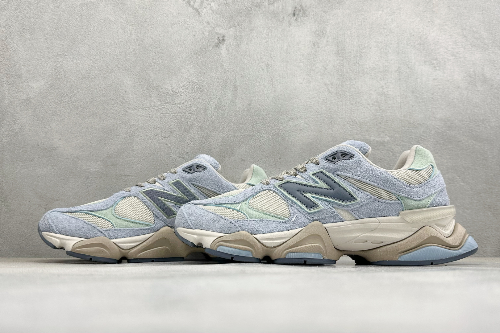 200 New Balance NB9060系列 复古休闲运动慢跑鞋 U9060CWG-Chinese UA Cheap High Quatity Brand Clothes Bags handbags Sneakers wholesale wholesaler seller from China Factory suppliers Fashion Clothing Shoes best Quality Beautiful Price 200 New Balance NB9060系列 复古休闲运动慢跑鞋 U9060CWG