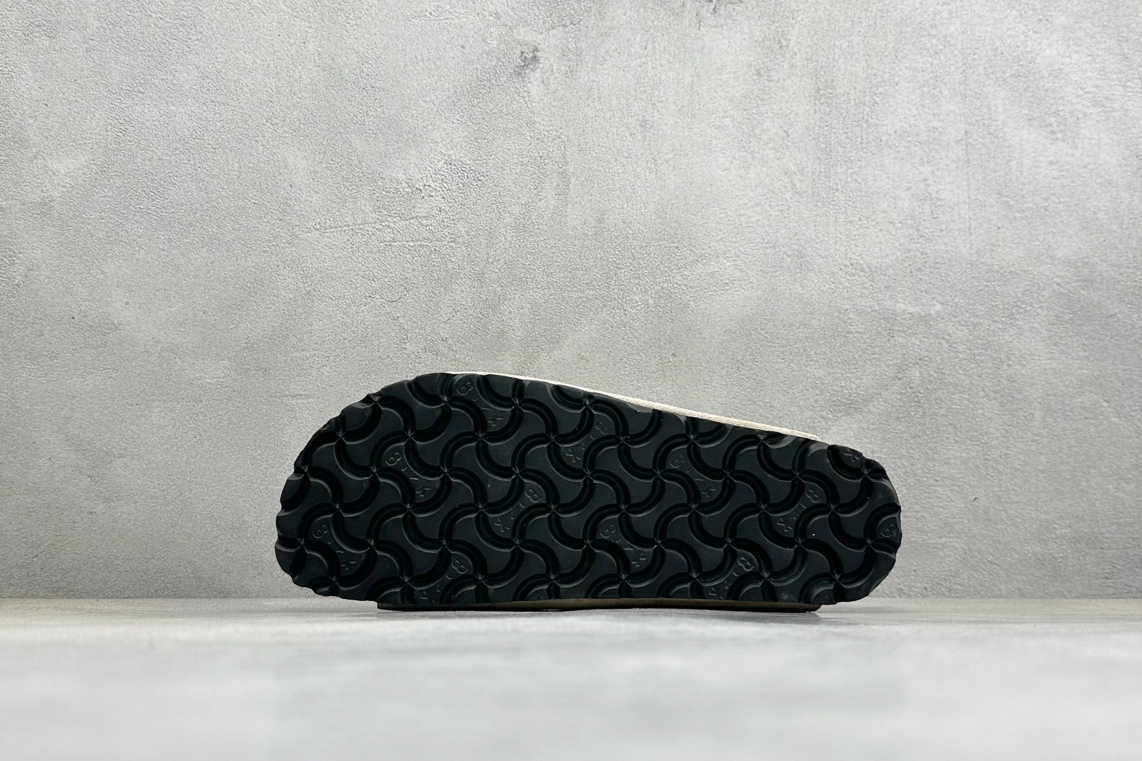 170 Birkenstock 勃肯凉鞋系列 贝母白 1009527-Chinese UA Cheap High Quatity Brand Clothes Bags handbags Sneakers wholesale wholesaler seller from China Factory suppliers Fashion Clothing Shoes best Quality Beautiful Price 170 Birkenstock 勃肯凉鞋系列 贝母白 1009527