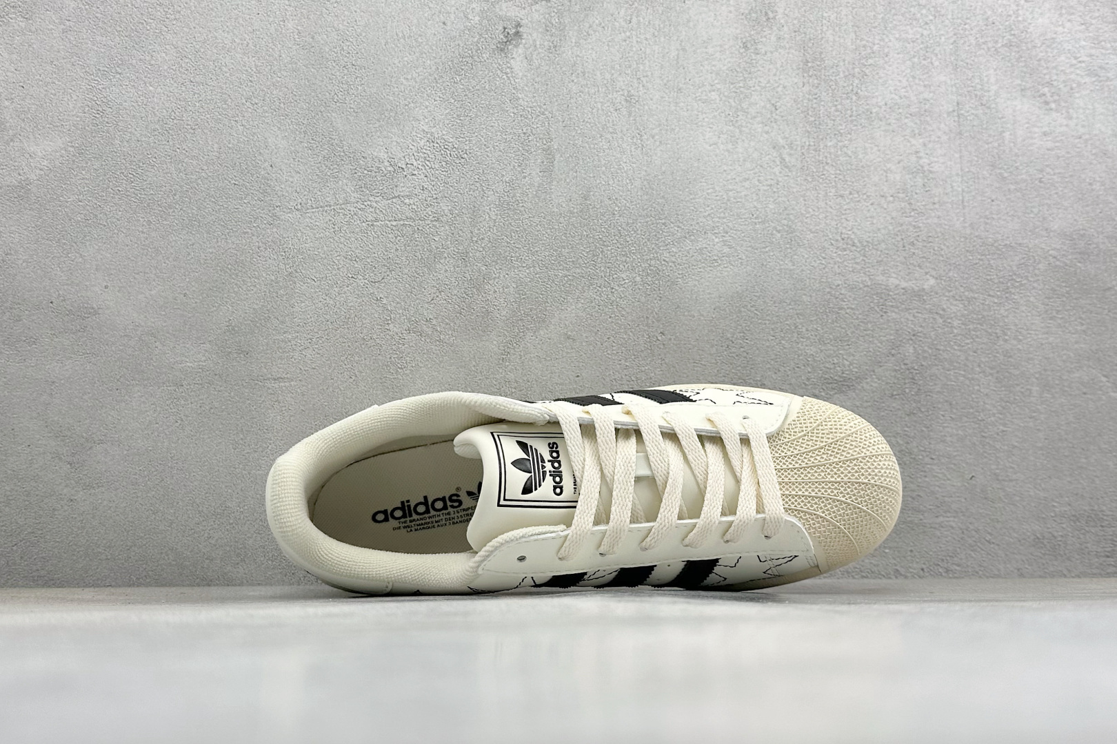 140 XR版Adidas Originals Superstar贝壳头系列 阿迪达斯 低帮经典百搭休闲运动板鞋 IH4123