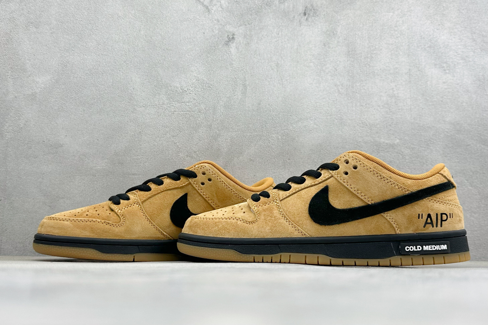 200 K版Nike SB Dunk Low SB 黄棕黑勾 低帮休闲板鞋 BQ6817-204