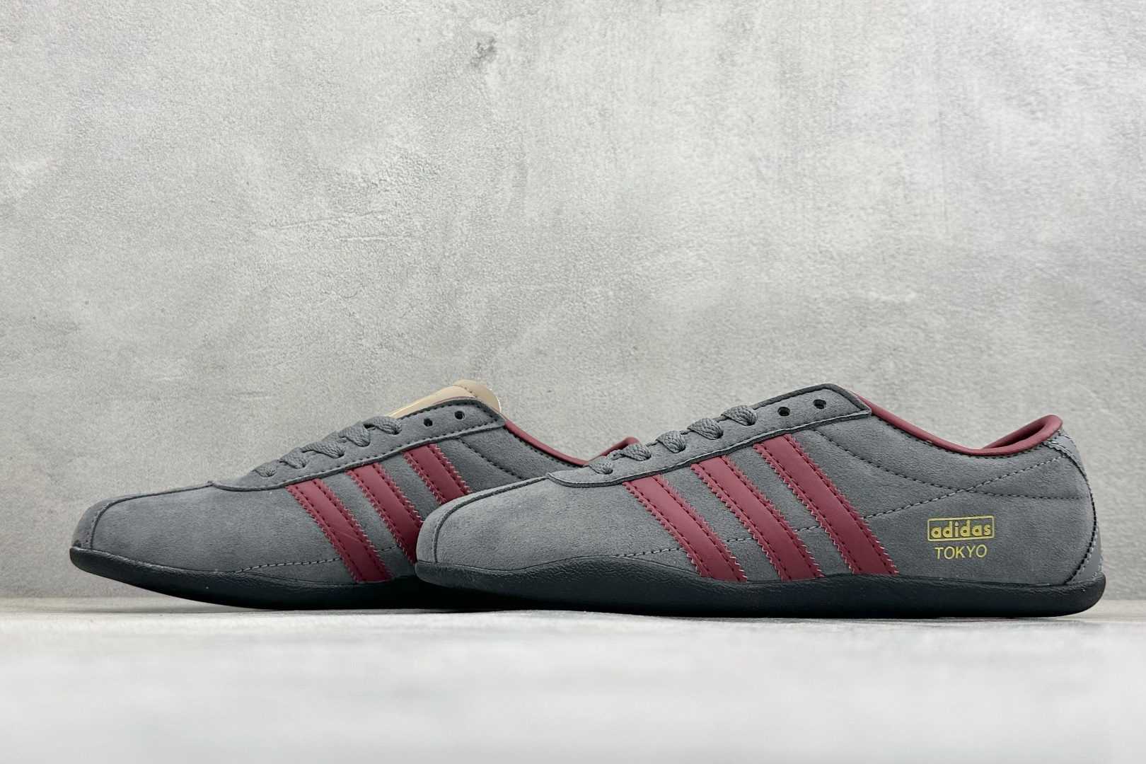 150 BF版Adidas Tokyo W 复古百搭德训薄底鞋 KJ0366