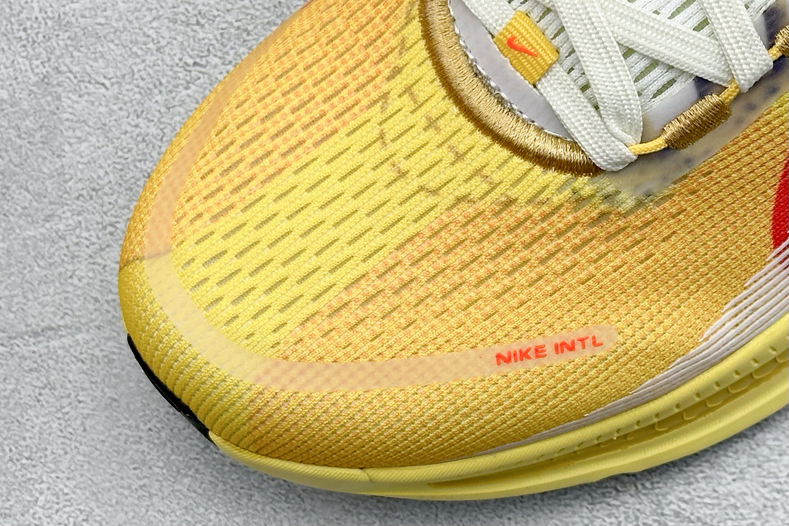 190 Nike Air Zoom Vomero 18 SE 登月18缓震休闲跑鞋 IH3576-999-Chinese UA Cheap High Quatity Brand Clothes Bags handbags Sneakers wholesale wholesaler seller from China Factory suppliers Fashion Clothing Shoes best Quality Beautiful Price 190 Nike Air Zoom Vomero 18 SE 登月18缓震休闲跑鞋 IH3576-999