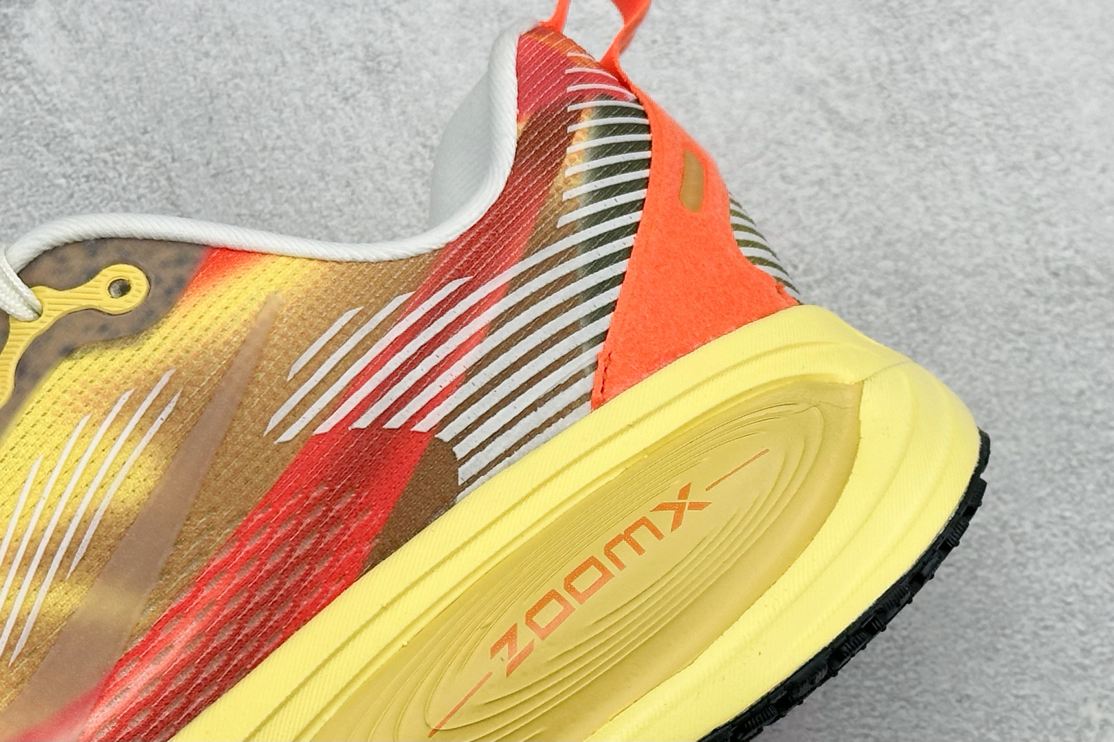 190 Nike Air Zoom Vomero 18 SE 登月18缓震休闲跑鞋 IH3576-999-Chinese UA Cheap High Quatity Brand Clothes Bags handbags Sneakers wholesale wholesaler seller from China Factory suppliers Fashion Clothing Shoes best Quality Beautiful Price 190 Nike Air Zoom Vomero 18 SE 登月18缓震休闲跑鞋 IH3576-999