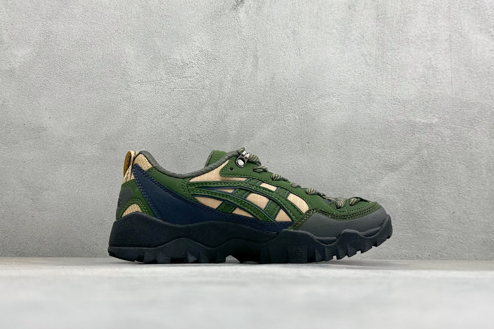 180 Asics Gel-Pickax 亚瑟士 登山徒步 户外运动平衡减震 抗冲击支撑 防滑耐磨平衡轻便 户外功能鞋 1203A817-020