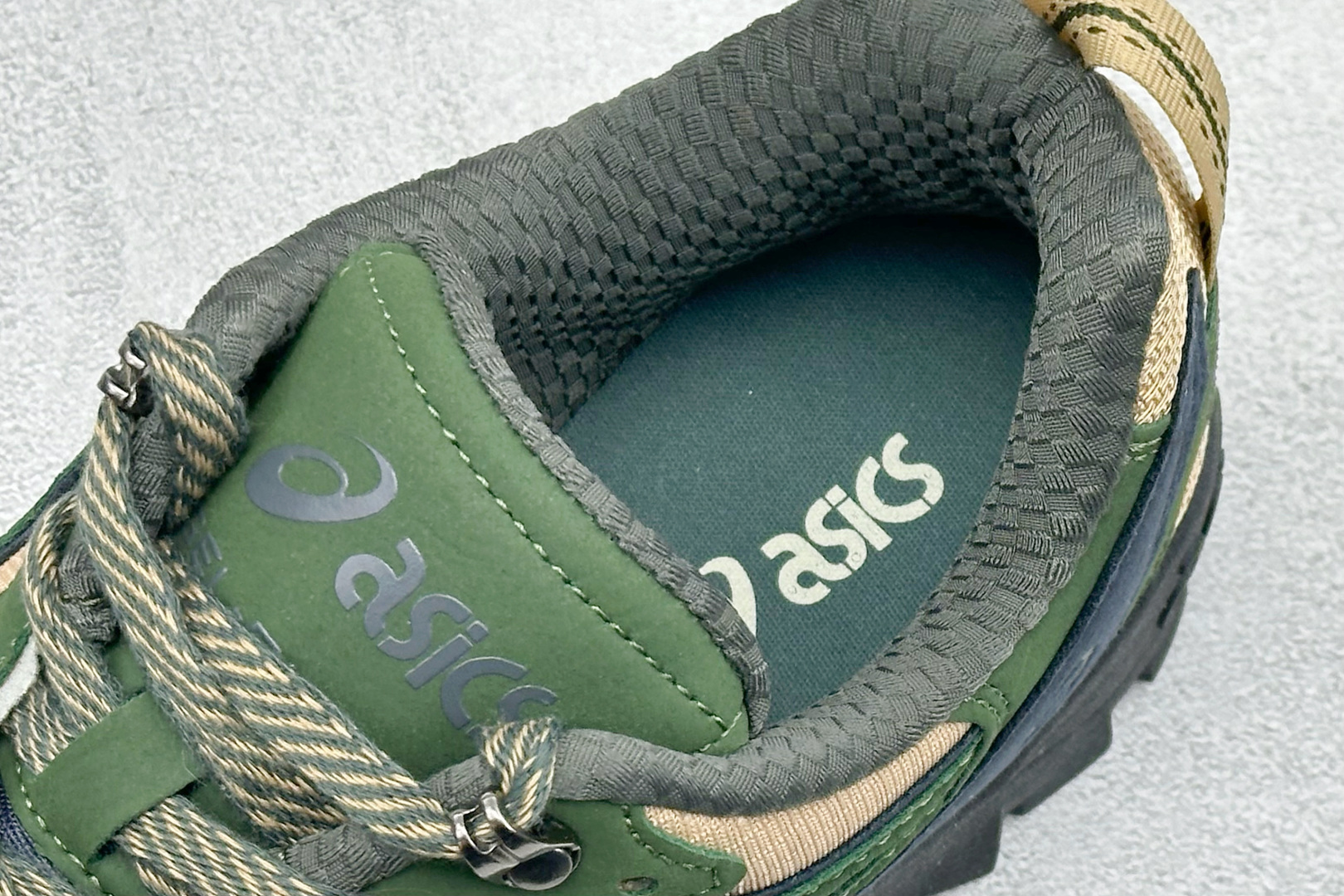 180 Asics Gel-Pickax 亚瑟士 登山徒步 户外运动平衡减震 抗冲击支撑 防滑耐磨平衡轻便 户外功能鞋 1203A817-020