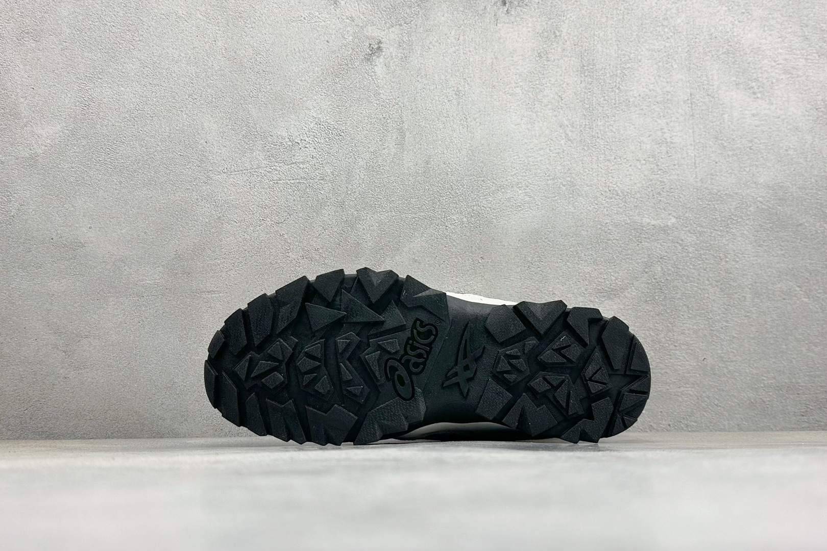 180 Asics Gel-Pickax 亚瑟士 登山徒步 户外运动平衡减震 抗冲击支撑 防滑耐磨平衡轻便 户外功能鞋 1203A768-020