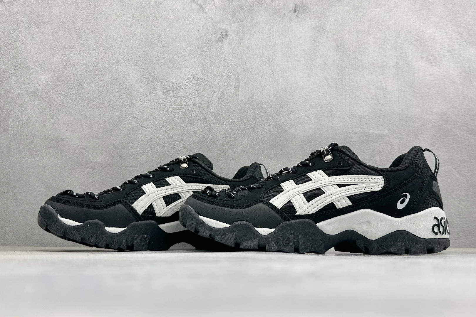 180 Asics Gel-Pickax 亚瑟士 登山徒步 户外运动平衡减震 抗冲击支撑 防滑耐磨平衡轻便 户外功能鞋 1203A568-200