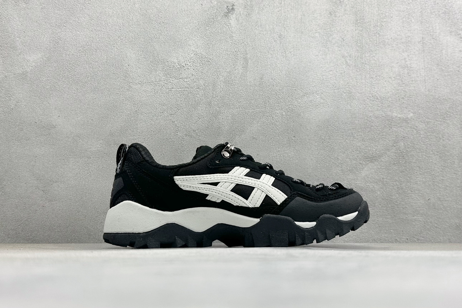 180 Asics Gel-Pickax 亚瑟士 登山徒步 户外运动平衡减震 抗冲击支撑 防滑耐磨平衡轻便 户外功能鞋 1203A568-200
