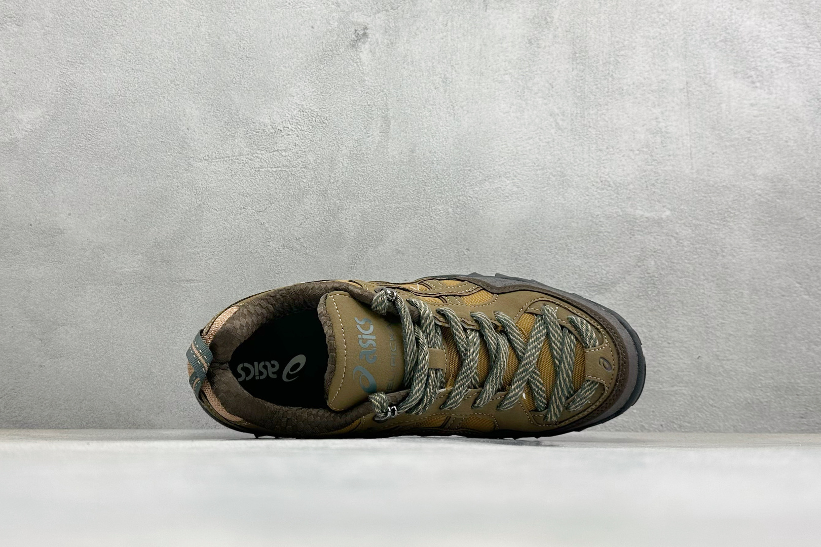 180 Asics Gel-Pickax 亚瑟士 登山徒步 户外运动平衡减震 抗冲击支撑 防滑耐磨平衡轻便 户外功能鞋 1203A672-200