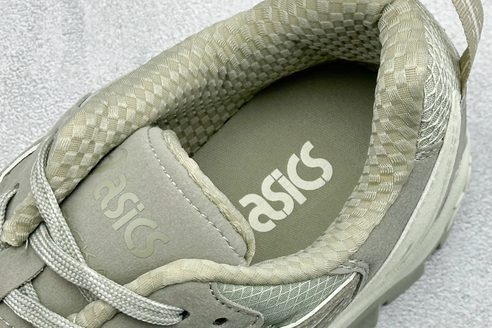 180 Asics Gel-Pickax 亚瑟士 登山徒步 户外运动平衡减震 抗冲击支撑 防滑耐磨平衡轻便 户外功能鞋 1203A867-300-Chinese UA Cheap High Quatity Brand Clothes Bags handbags Sneakers wholesale wholesaler seller from China Factory suppliers Fashion Clothing Shoes best Quality Beautiful Price 180 Asics Gel-Pickax 亚瑟士 登山徒步 户外运动平衡减震 抗冲击支撑 防滑耐磨平衡轻便 户外功能鞋 1203A867-300