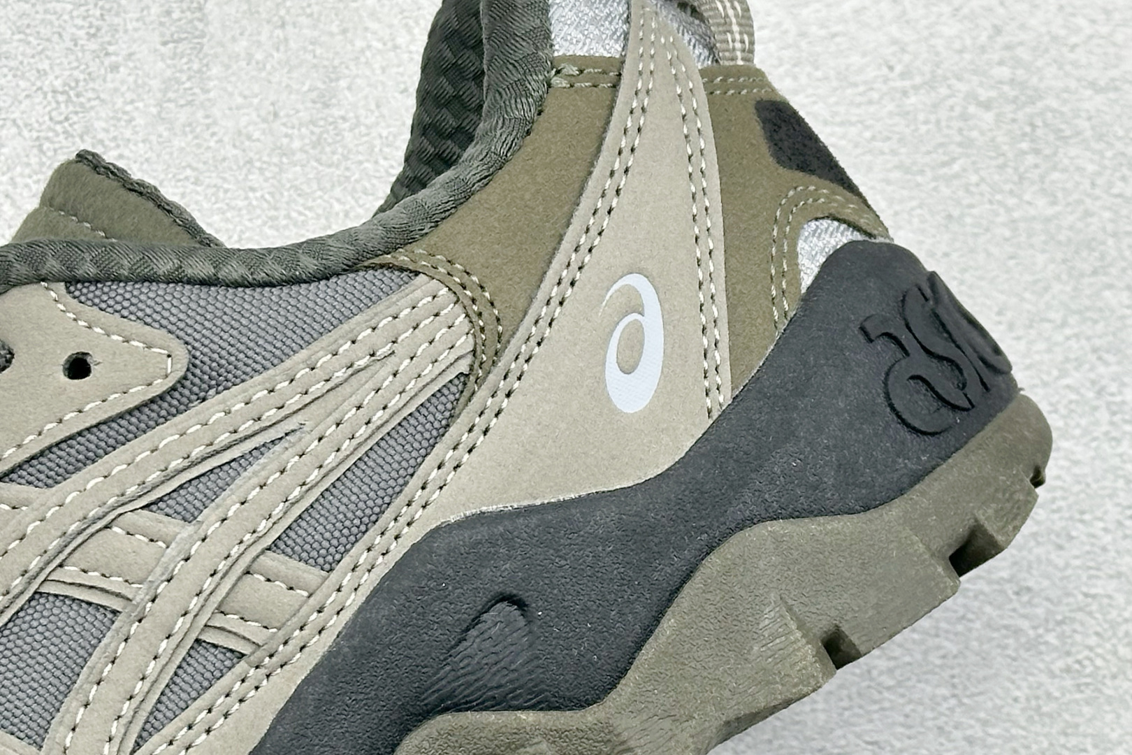 180 Asics Gel-Pickax 亚瑟士 登山徒步 户外运动平衡减震 抗冲击支撑 防滑耐磨平衡轻便 户外功能鞋 1203A746-020