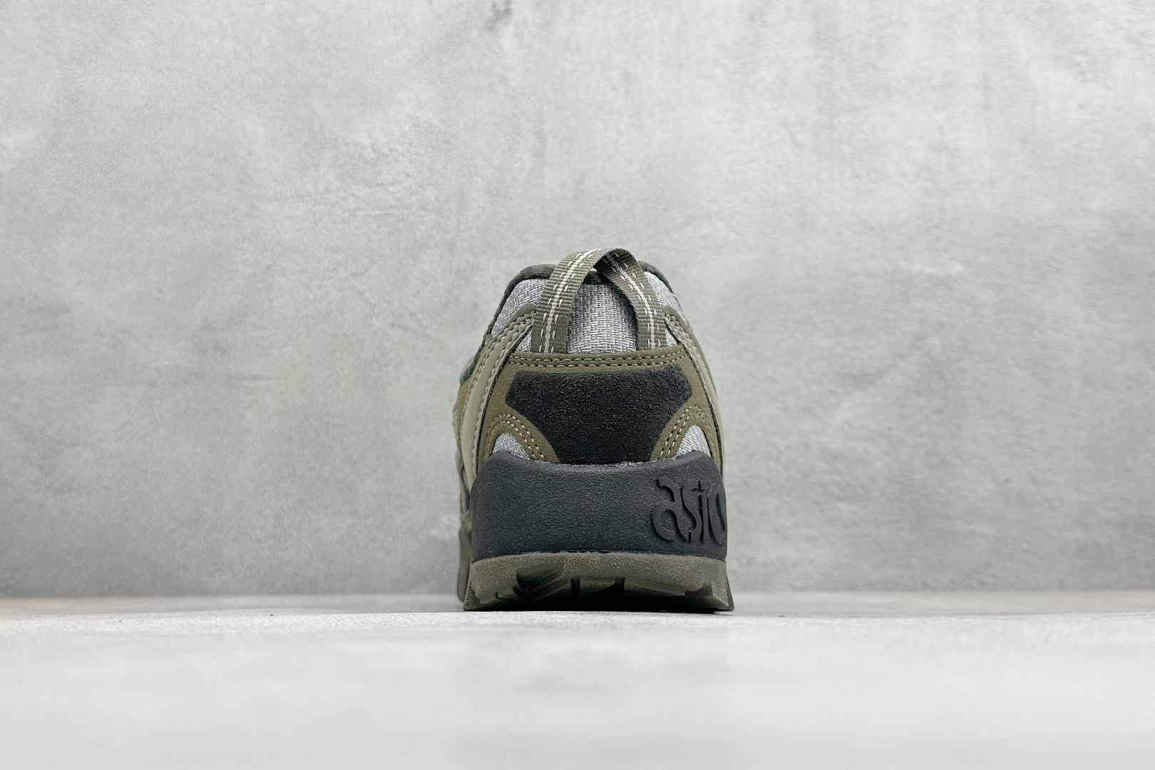 180 Asics Gel-Pickax 亚瑟士 登山徒步 户外运动平衡减震 抗冲击支撑 防滑耐磨平衡轻便 户外功能鞋 1203A746-020