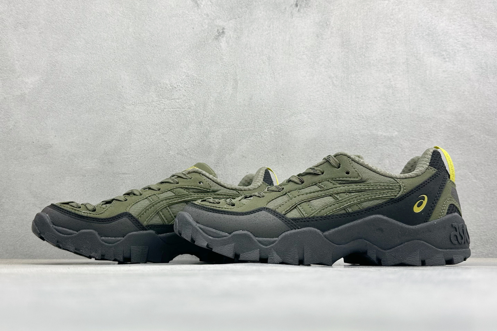 180 Asics Gel-Pickax 亚瑟士 登山徒步 户外运动平衡减震 抗冲击支撑 防滑耐磨平衡轻便 户外功能鞋 1203A867-301