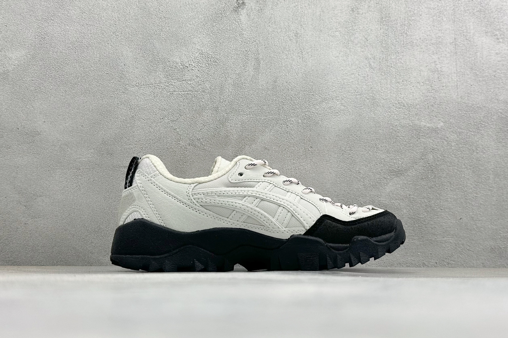 180 Asics Gel-Pickax 亚瑟士 登山徒步 户外运动平衡减震 抗冲击支撑 防滑耐磨平衡轻便 户外功能鞋 1203A746-001-Chinese UA Cheap High Quatity Brand Clothes Bags handbags Sneakers wholesale wholesaler seller from China Factory suppliers Fashion Clothing Shoes best Quality Beautiful Price 180 Asics Gel-Pickax 亚瑟士 登山徒步 户外运动平衡减震 抗冲击支撑 防滑耐磨平衡轻便 户外功能鞋 1203A746-001