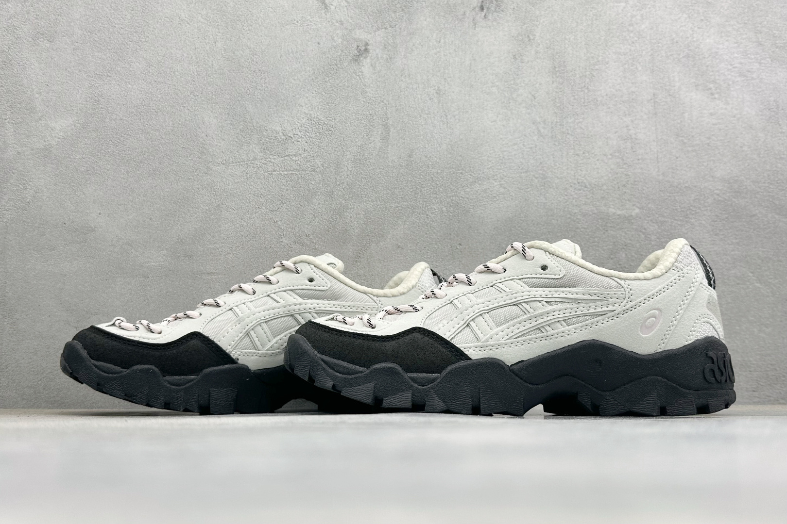 180 Asics Gel-Pickax 亚瑟士 登山徒步 户外运动平衡减震 抗冲击支撑 防滑耐磨平衡轻便 户外功能鞋 1203A746-001-Chinese UA Cheap High Quatity Brand Clothes Bags handbags Sneakers wholesale wholesaler seller from China Factory suppliers Fashion Clothing Shoes best Quality Beautiful Price 180 Asics Gel-Pickax 亚瑟士 登山徒步 户外运动平衡减震 抗冲击支撑 防滑耐磨平衡轻便 户外功能鞋 1203A746-001