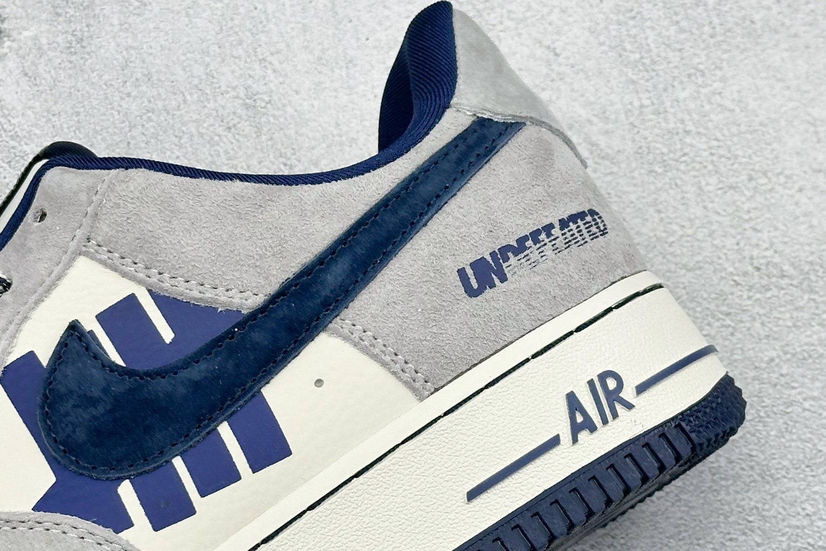 260 SC版Nike Air Force 1 x Undefeated 联名款 ”灰蓝碰撞” 经典新生 FV3694-113-Chinese UA Cheap High Quatity Brand Clothes Bags handbags Sneakers wholesale wholesaler seller from China Factory suppliers Fashion Clothing Shoes best Quality Beautiful Price 260 SC版Nike Air Force 1 x Undefeated 联名款 ”灰蓝碰撞” 经典新生 FV3694-113