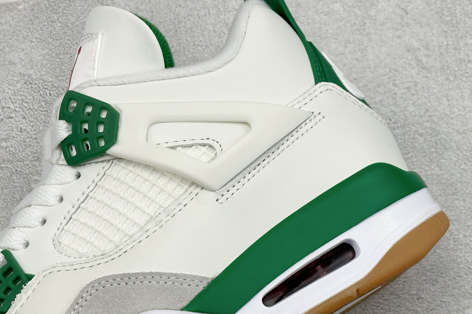 300 F版Jordan Air Jordan 4 Pine Green 联名款 绿白 DR5415-103-Chinese UA Cheap High Quatity Brand Clothes Bags handbags Sneakers wholesale wholesaler seller from China Factory suppliers Fashion Clothing Shoes best Quality Beautiful Price 300 F版Jordan Air Jordan 4 Pine Green 联名款 绿白 DR5415-103