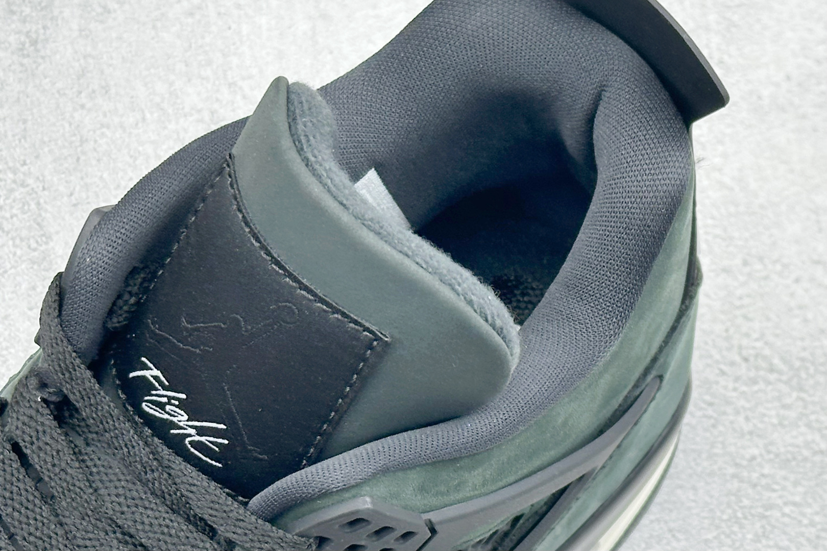 380 F版Jordan Air Jordan 4 Pine Green 联名款 黑绿 HF4340-001-Chinese UA Cheap High Quatity Brand Clothes Bags handbags Sneakers wholesale wholesaler seller from China Factory suppliers Fashion Clothing Shoes best Quality Beautiful Price 380 F版Jordan Air Jordan 4 Pine Green 联名款 黑绿 HF4340-001
