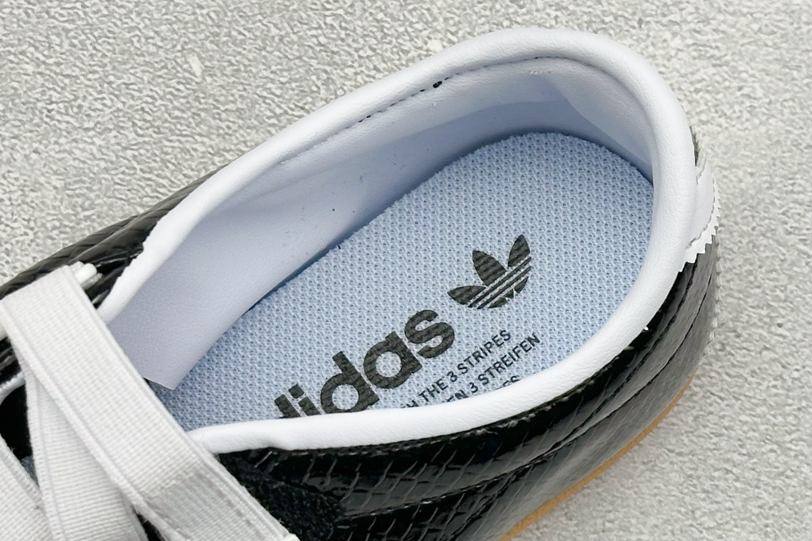 Adidas Tokyo W 阿迪达斯 舒适百搭经典休闲运动鞋 KI4313
